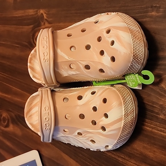 Brand new Baya Marbled Clog Crocs Men's 6/ Women's size 8 - Picture 1 of 7